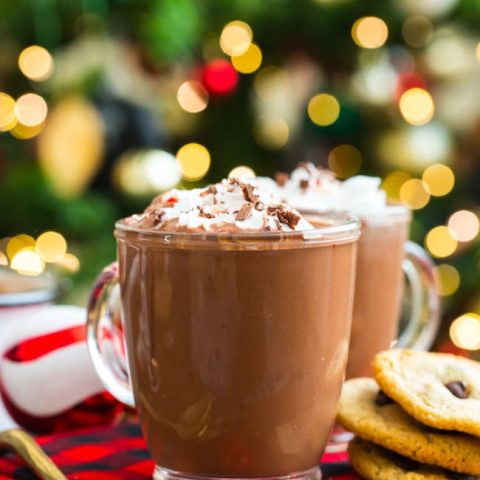 https://www.asaucykitchen.com/wp-content/uploads/2015/12/peppermint-hot-chocolate-480x480.jpg