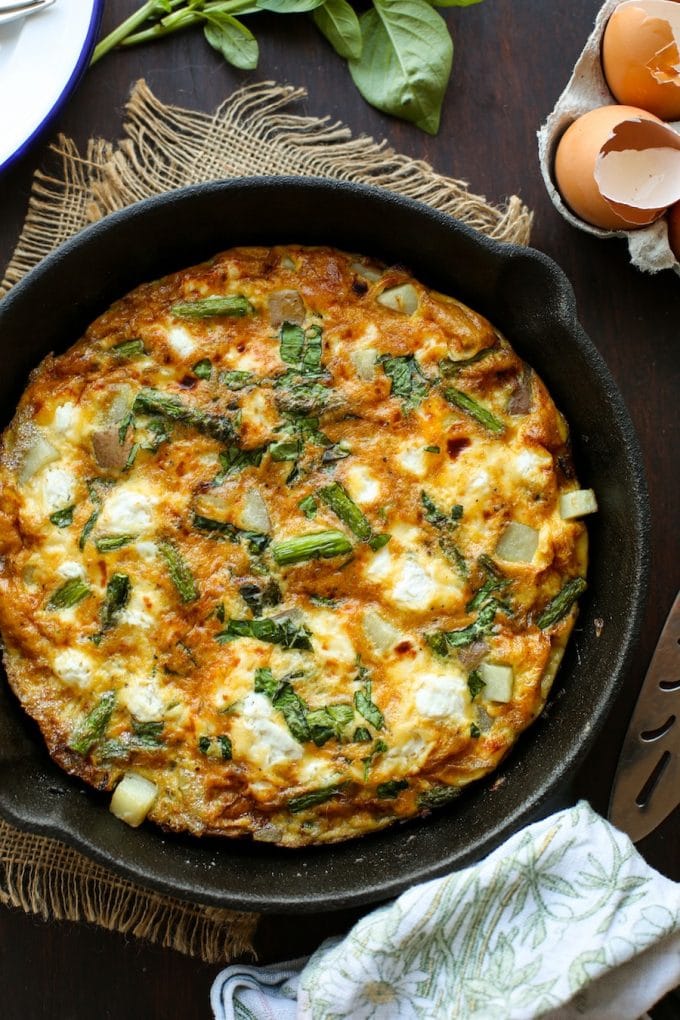 Basil Potato & Asparagus Frittata | Perfect for breakfast, brunch, or even when you're in need of a quick & easy dinner! | Gluten Free + Vegetarian 