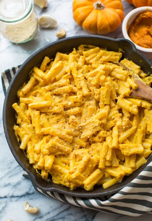 Vegan Pumpkin Mac And Cheese - A Saucy Kitchen