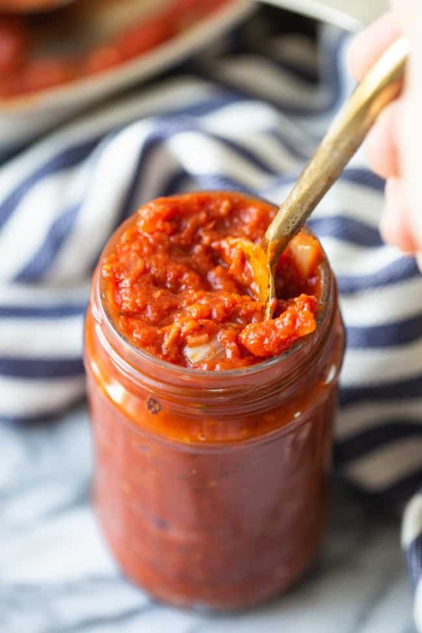 Marinara Sauce Recipe (pantry Staples) - A Saucy Kitchen