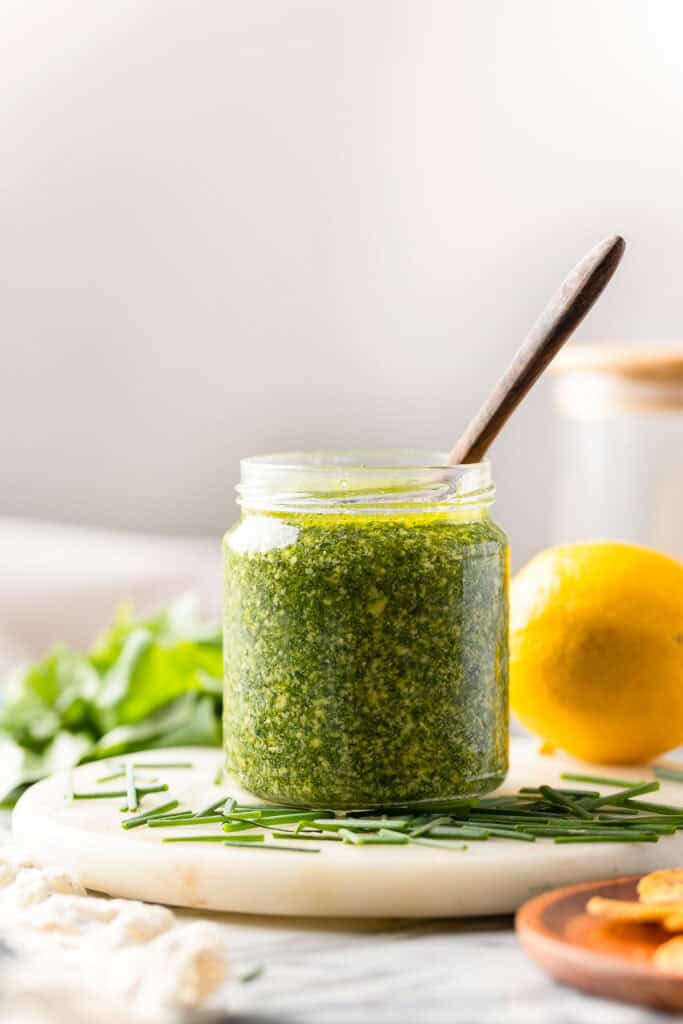 homemade low fodmap pesto in a jar